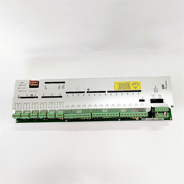 3BHB000272R0101 UFC719AE01 ABB输入输出模块 