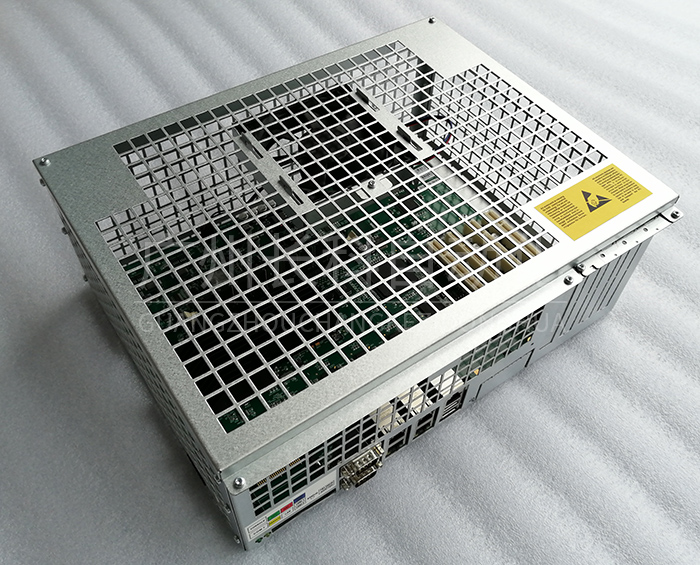 ABB 3HAC041443-003 机器人主机箱 DSQC639